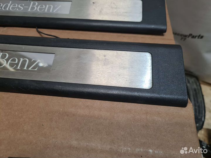 Накладки порогов с подсветкой Mercedes W164 X164
