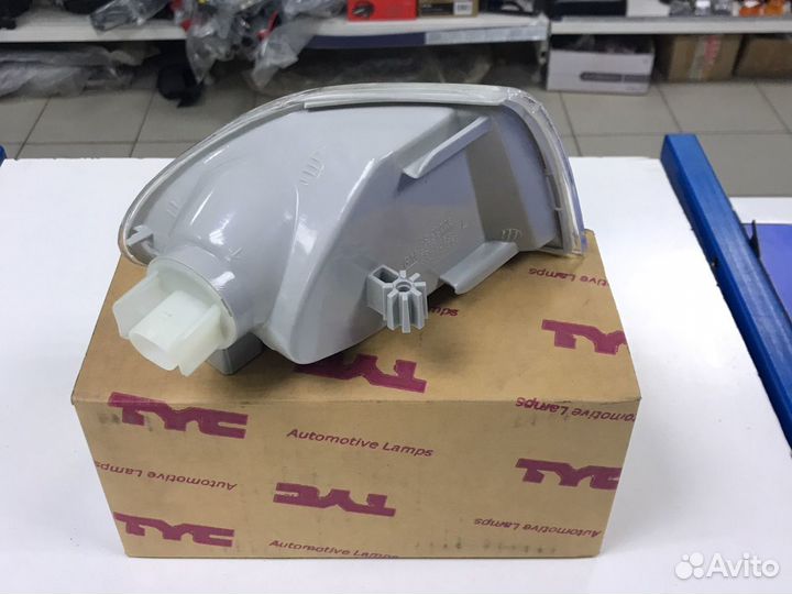 4421510L Габарит белый Opel Astra 91-94г