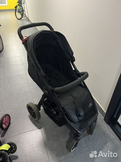 Прогулочная коляска britax
