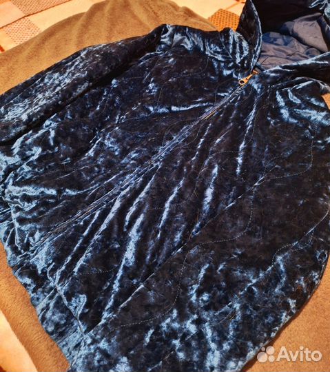 Толстовка на молнии с бархатной фактурой. Синяя. Р