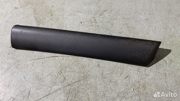 Накладка на торпедо левая Audi A8 D3
