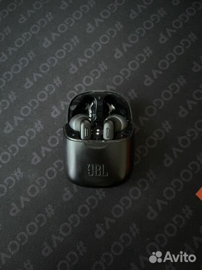 Беспроводные наушники JBL Tune 225 tws