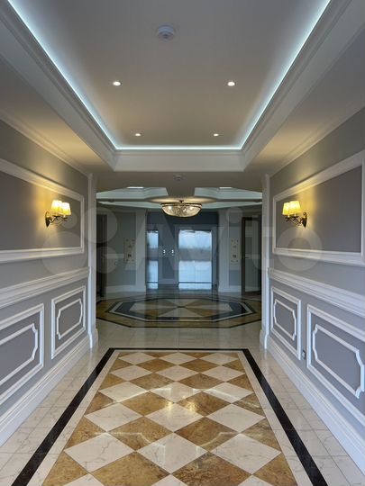3-к. апартаменты, 133,3 м², 1/8 эт.