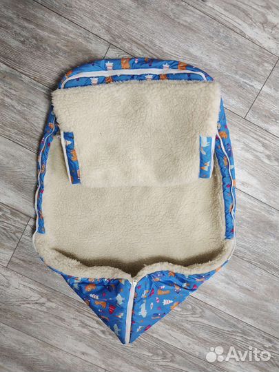 Меховой конверт в коляску