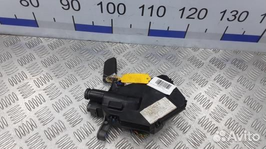 Картоприемник BMW 7 E65 (92Z09QK01)