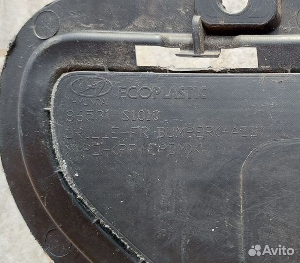 Решетка вставка бампера hyundia Sante Fe 4