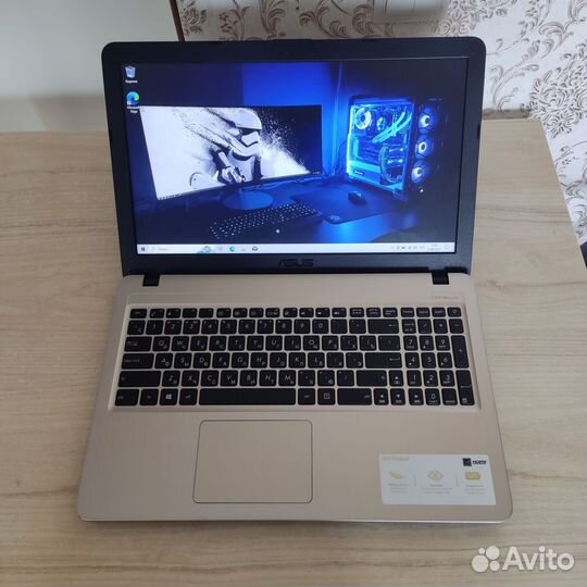 Современный, мощный Asus,SSD 240Gb,4 ядра