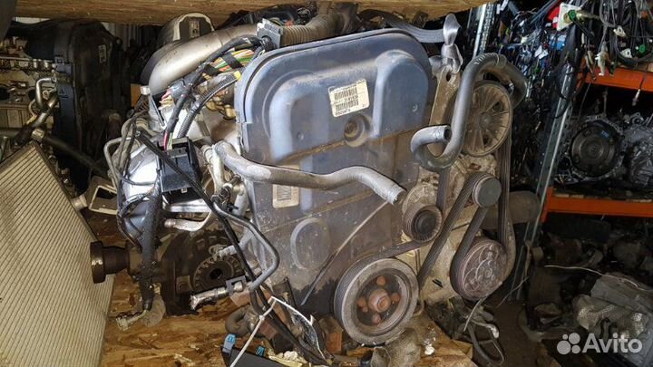 Двигатель Volvo V70R универсал B5254T4 2006