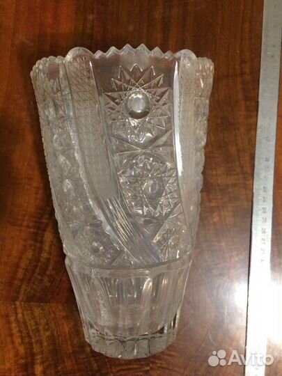 Вазы хрусталь, стекло, керамика