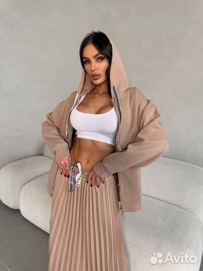 Двойка Max Mara