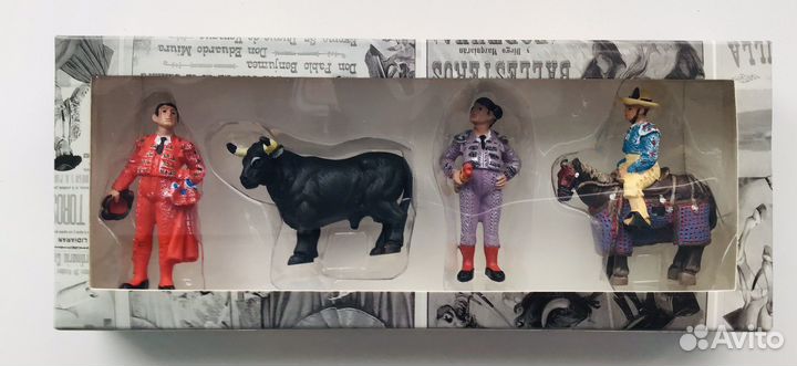 Статуэтки пикадоров