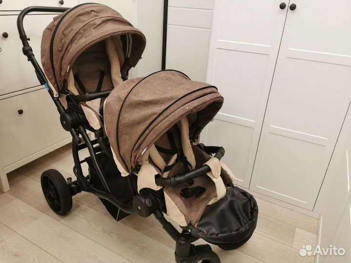 Коляска для двойни