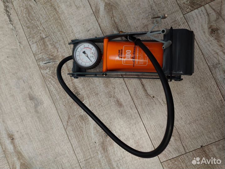 Насос ножной с манометром PA-300-01 (airline)