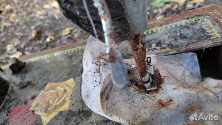 Швейная машина bee