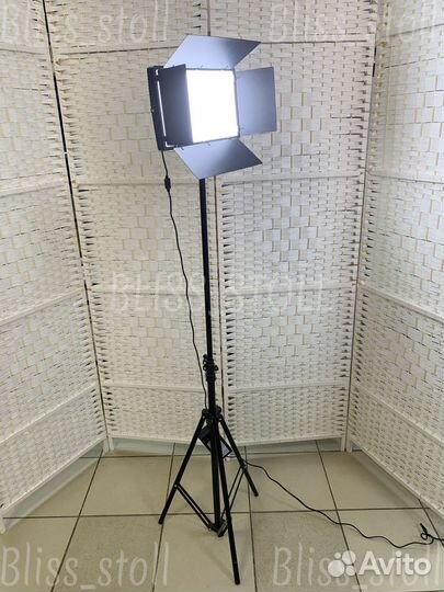 Профессиональный видеосвет Pro LED 800