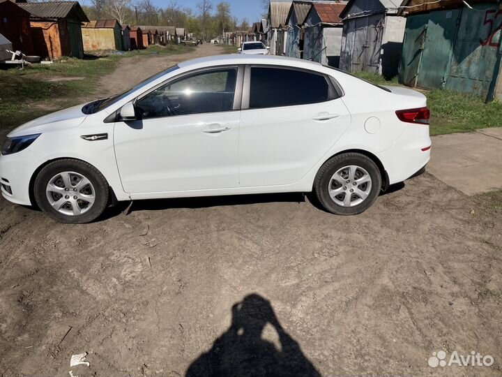 Kia Rio 1.6 AT, 2015, 121 000 км