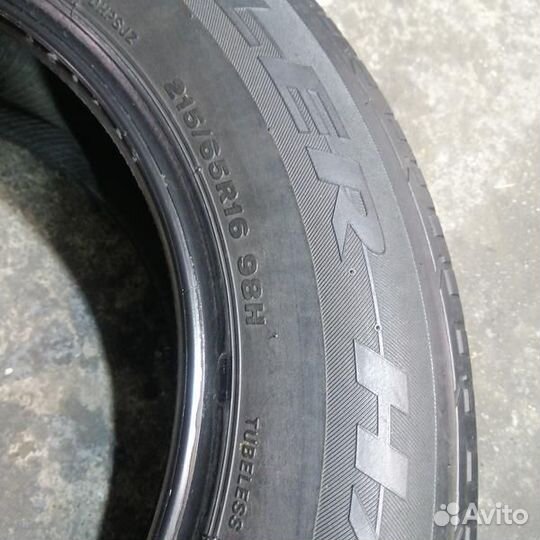 Bridgestone Dueler H/P Sport 215/65 R16
