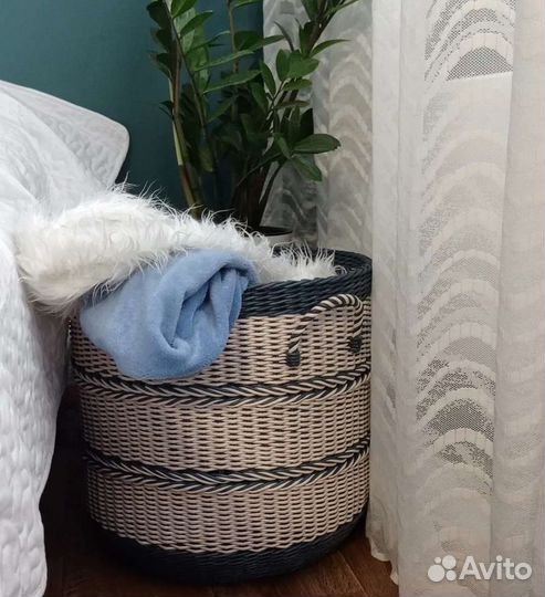 Круглая корзина для белья