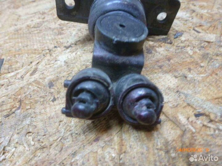 Форсунка омывателя фар Audi A6 C5 2.7 1999