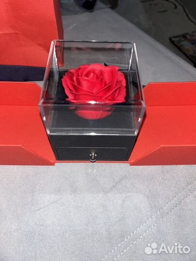 Шкатулка с розой