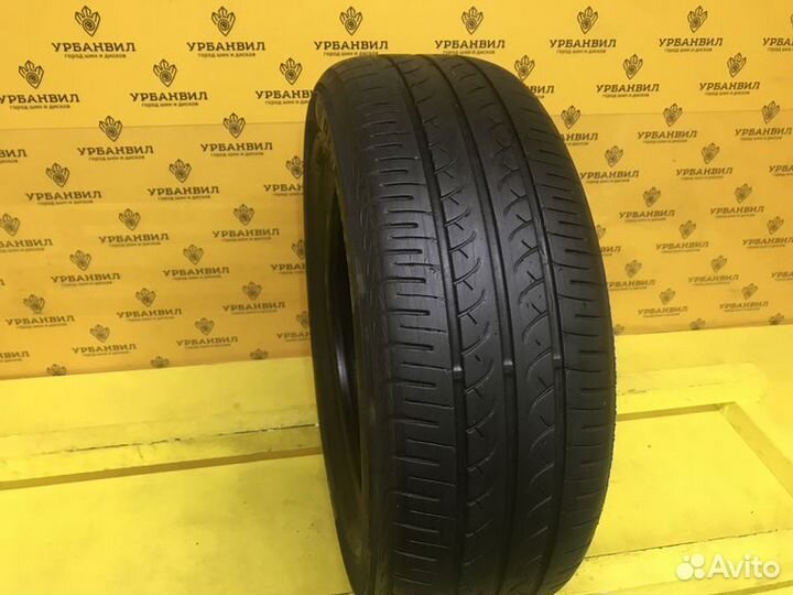 Yokohama BluEarth AE01 215/60 R16 99H