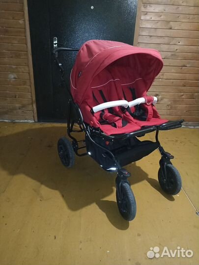 Коляска для двойни и погодок