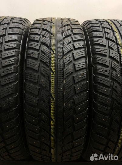 Marshal I'Zen RV Stud KC16 235/60 R18 117R