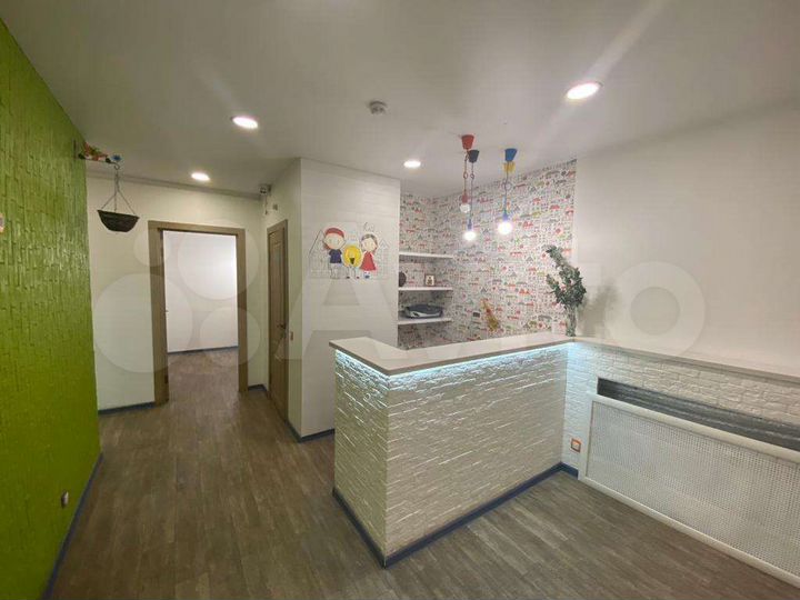 Свободного назначения, 100 м²