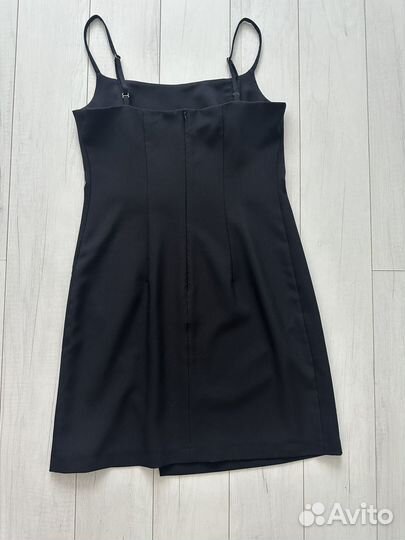 Платье черное