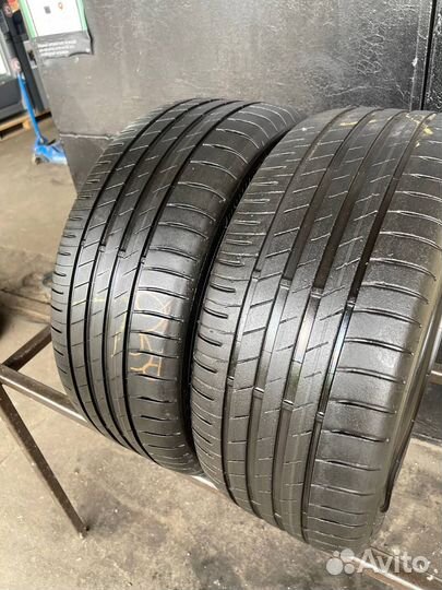 Goodyear EfficientGrip Performance 215/45 R16