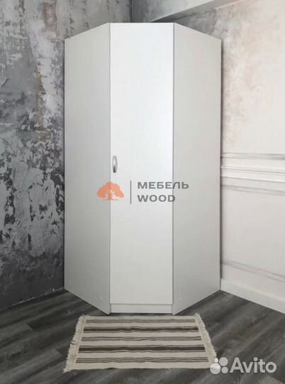 Шкаф угловой