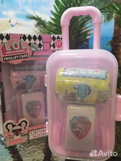 Куклы LOL в чемодане