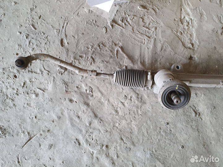 Продам рулевую рейку б/у под ремонт