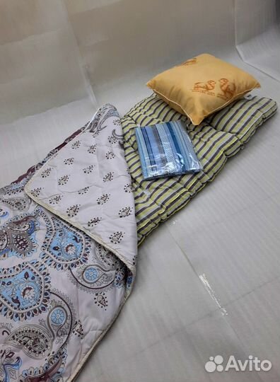 Спальный комплект: матрас, подушка, одеяло