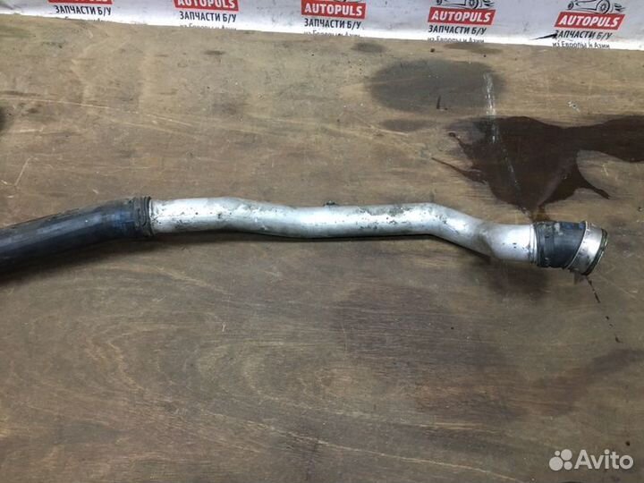 Патрубок интеркулера Volkswagen Phaeton