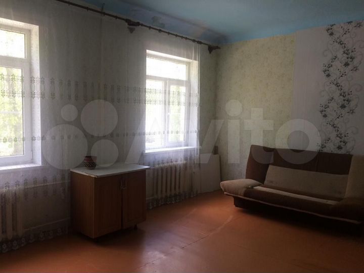 2-к. квартира, 60 м², 2/2 эт.