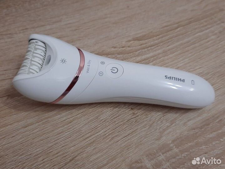 Эпилятор Philips Series 8000 модель BRE720