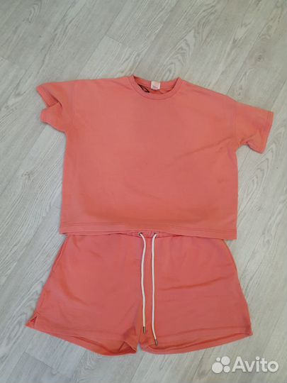 Костюм с шортами hm 52