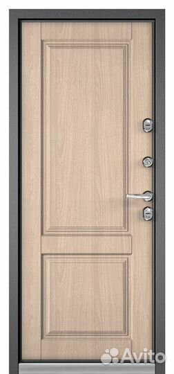 Дверь в дом