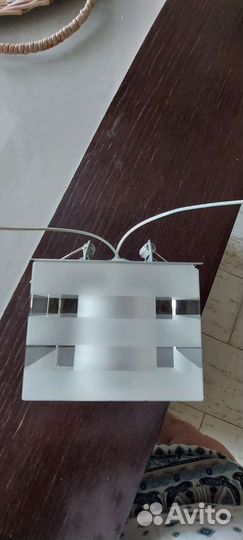 Светильник встраиваемый точечный