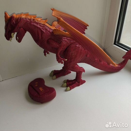 Дракон mighty megasaur большой