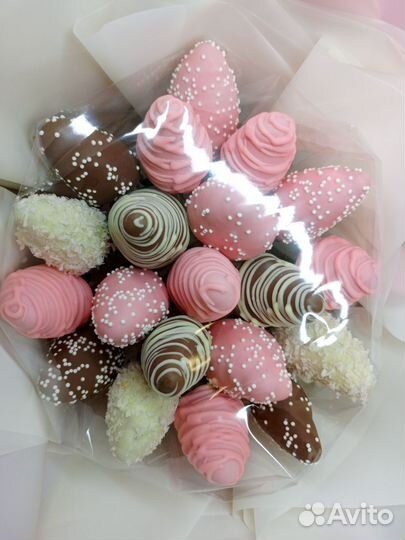 Букет клубника в шоколаде подарок