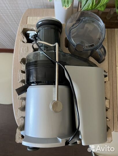 Соковыжималка bork JU CUP 21085 WT