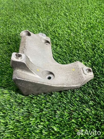 Кронштейн компрессора кондиционера Bmw 1 E87