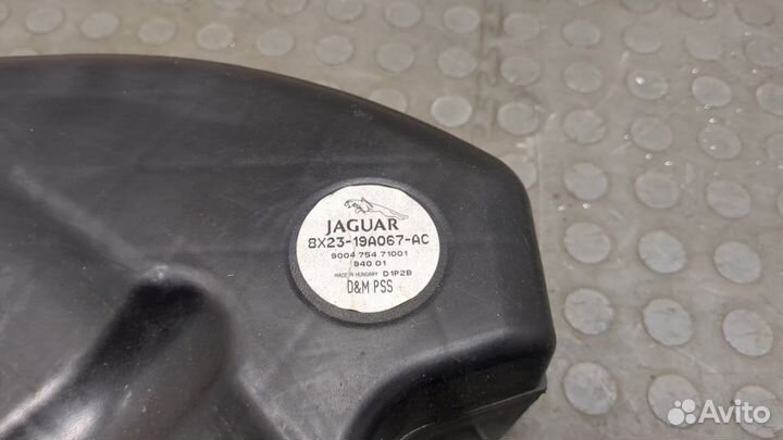 Сабвуфер Jaguar XF 2007–2012, 2009