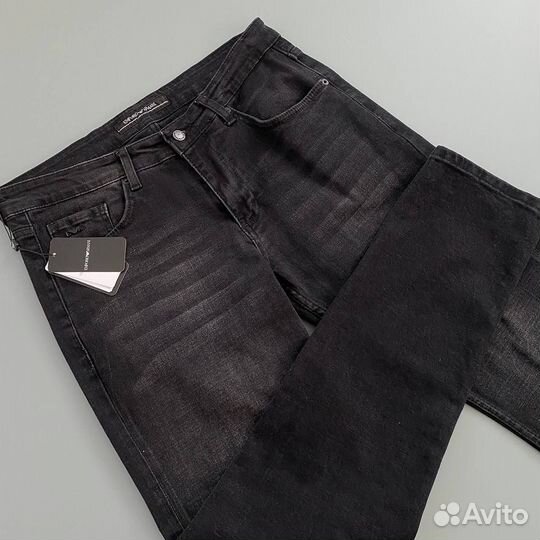 Джинсы Armani