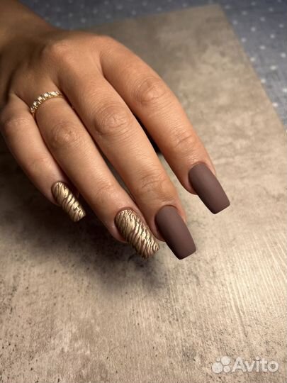 Маникюр, наращивание ногтей