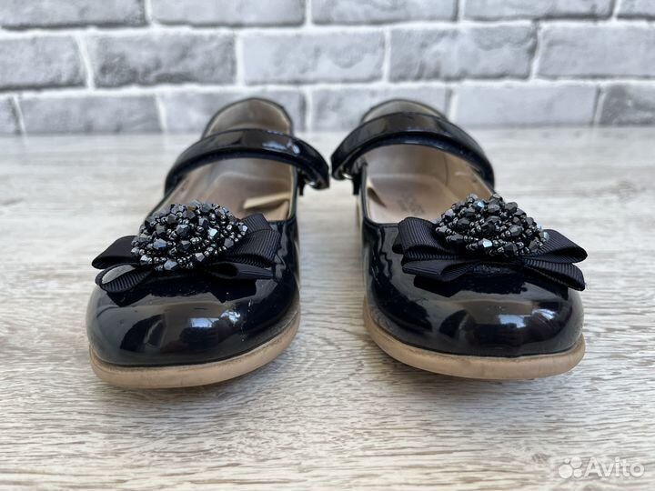 Туфли лаковые Futurino school для девочки 33 р-р