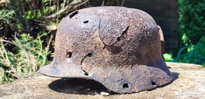 Каска немецкая м 35 антуражная ВОВ