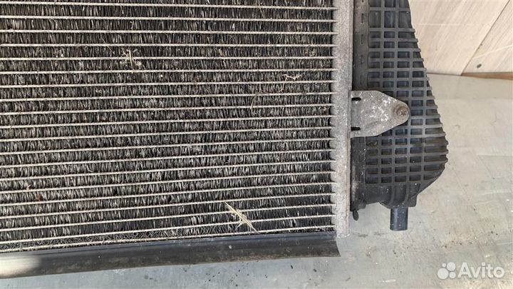 Радиатор кондиционера (конденсер) от VW Passat (B